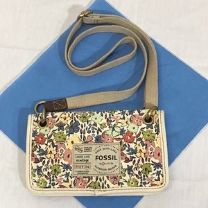 Fossil crossbody floral canvas wallet